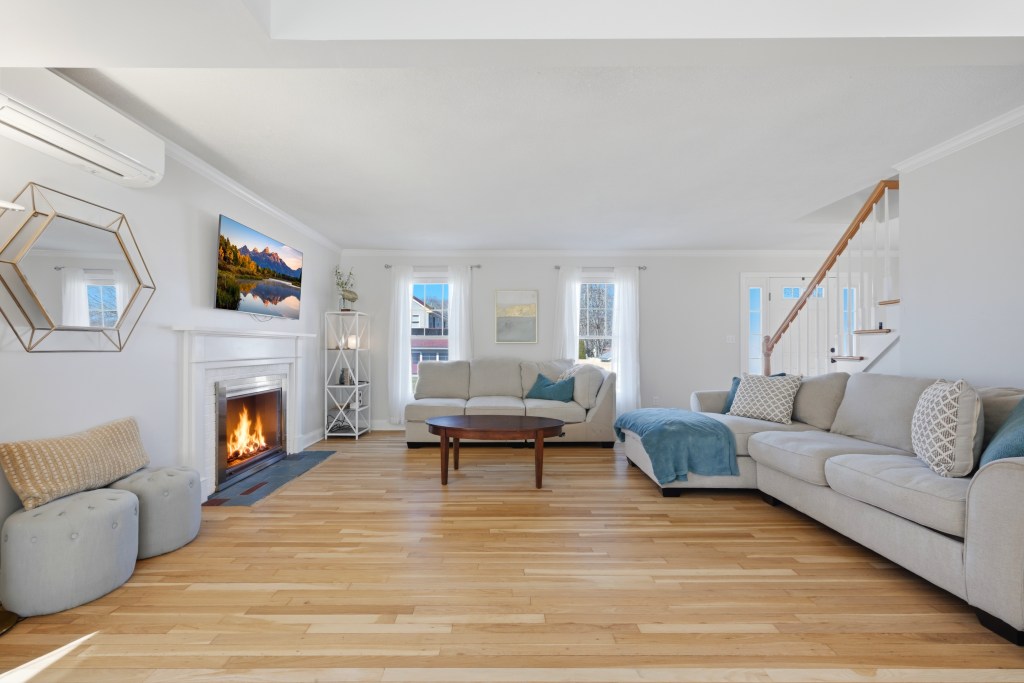 22 11 beverly 00022